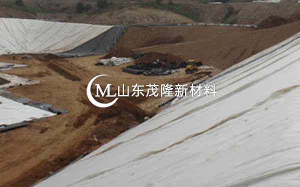 《山东滨州垃圾填埋场》土工布、土工膜施工