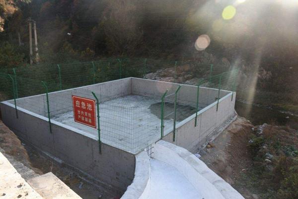 事故应急池的土工膜应该怎么选择？  第1张