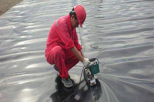 土工膜热风焊接枪的使用注意事项 第1张